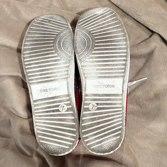 Red Plaid Tretorn Sneakers size 7 - Picture 7 of 9